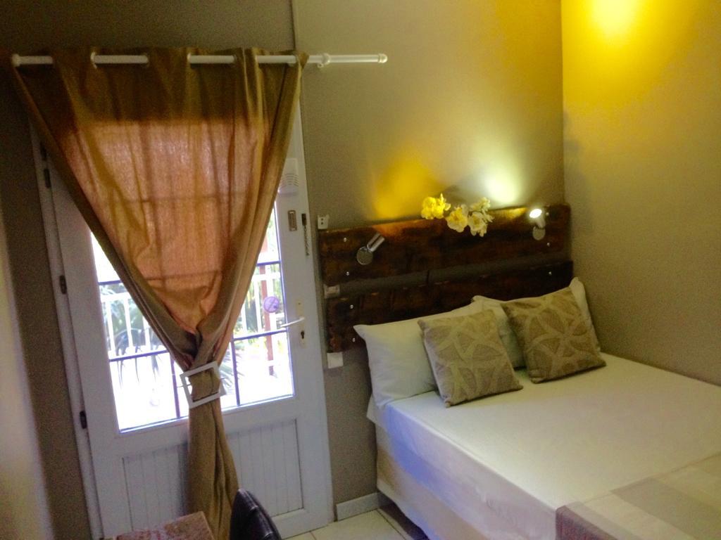 Hotel Ylang Ylang แซ็งต์-จีลส์-เลส์-แบ็งส์ ห้อง รูปภาพ